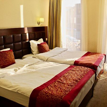 Velvet Hotel Tbilisi Esterno foto